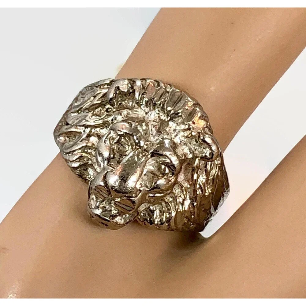 Lion Ring, Sterling Silver, Vintage Ring, Size 8, Leo, Jungle Animal, Unisex